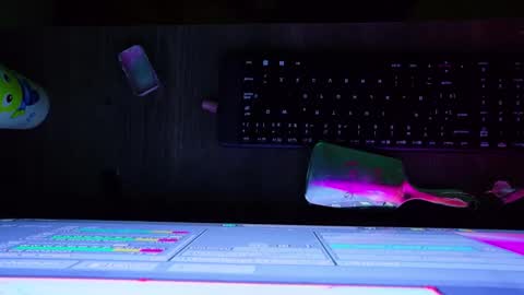 Snapshot of deva_big chatting on March 2, 12:45 pm deva_big online show from March 2, 12:45 pm