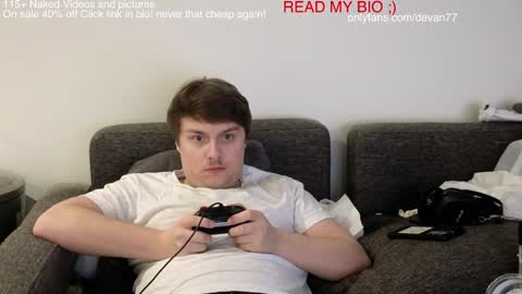 Devan online show from December 14, 2:45 am