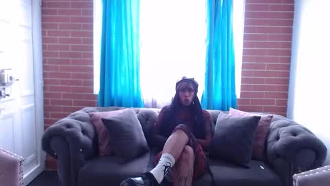 Snapshot of devi_black_13_ chatting on February 2, 7:23 pm devi_black_13_ online show from February 2, 7:23 pm