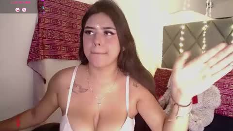 Snapshot of devika_kumar chatting on June 10, 7:13 pm devika online show from June 10, 7:13 pm