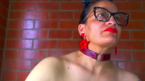 Snapshot of devil_taylorx chatting on August 5, 6:55 pm devil_taylorx online show from August 5, 6:55 pm