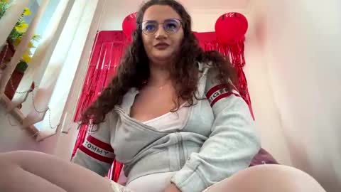 Snapshot of devileanna chatting on March 3, 11:22 am Anna online show from March 3, 11:22 am