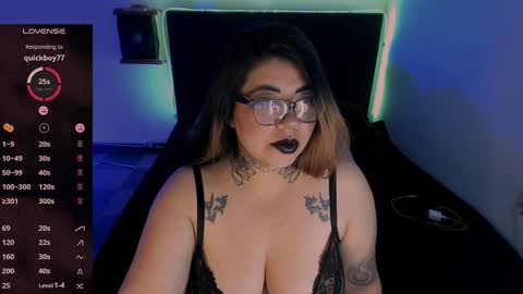  L I NA  online show from December 8, 4:57 am