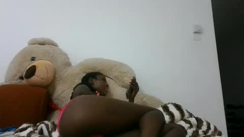 Snapshot of devilish_3710 chatting on June 11, 12:32 am devilish_3710 online show from June 11, 12:32 am