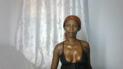 Snapshot of devilish_3710 chatting on June 12, 1:32 pm devilish_3710 online show from June 12, 1:32 pm