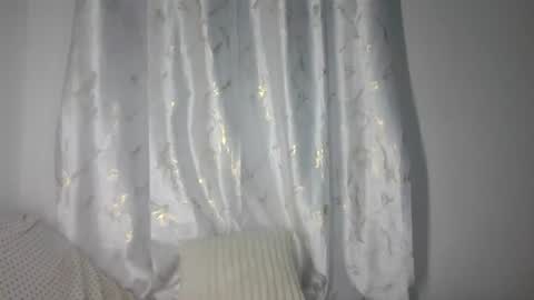 Snapshot of devilish_3710 chatting on June 13, 7:45 pm devilish_3710 online show from June 13, 7:45 pm