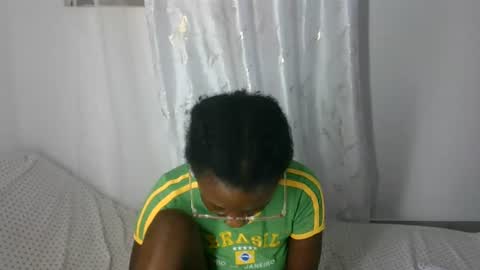 Snapshot of devilish_3710 chatting on June 15, 1:24 pm devilish_3710 online show from June 15, 1:24 pm