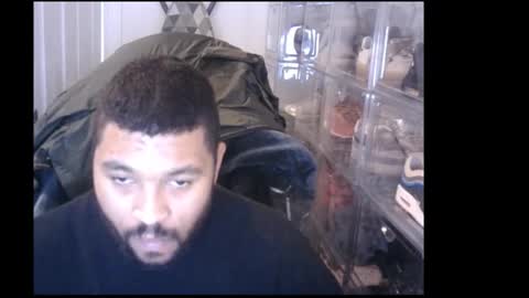 Snapshot of devilsden92 chatting on February 20, 3:23 pm devilsden92 online show from February 20, 3:23 pm