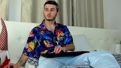 devin_ho online show from January 13, 10:56 pm