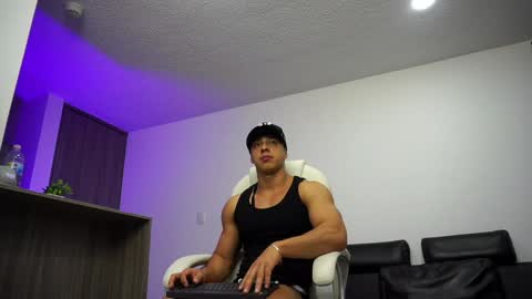 Devin Hunter online show from January 12, 2:03 am