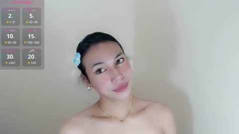 Snapshot of devine_glorymocha chatting on June 29, 8:42 am devine_glorymocha online show from June 29, 8:42 am