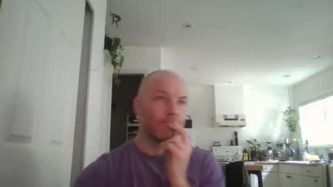 dex12112111 online show from March 7, 5:43 pm