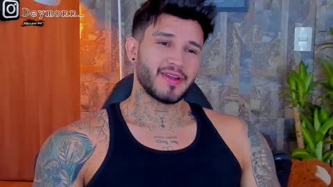 JULIAN online show from October 25, 4:02 pm