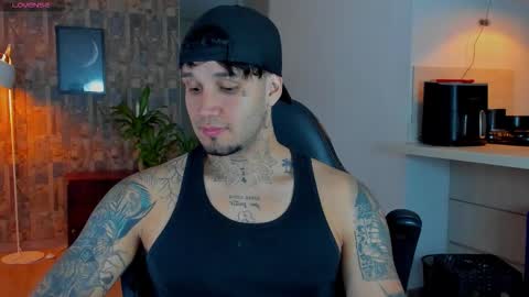 JULIAN online show from February 6, 1:10 am