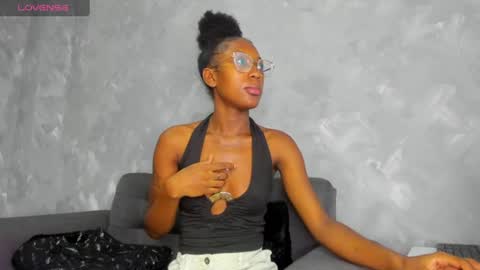 Snapshot of deyy_madisson chatting on July 4, 6:47 pm Madisson online show from July 4, 6:47 pm