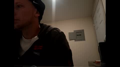 deznuts130 online show from February 13, 8:54 am