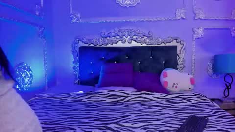 Snapshot of dhaliarosse chatting on January 14, 3:23 am Dhalia online show from January 14, 3:23 am