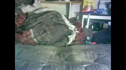 Snapshot of di4mond_fir3 chatting on May 31, 2:24 pm DI4MOND999FIR3 online show from May 31, 2:24 pm