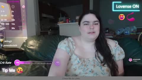 Snapshot of diamaith1214 chatting on March 12, 12:10 am diamaith1214 online show from March 12, 12:10 am