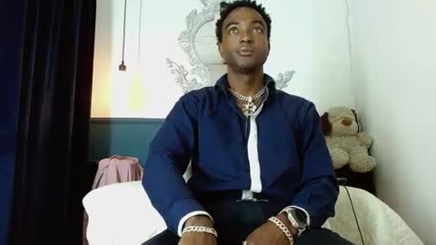 diamond__fox online show from June 18, 2:12 am