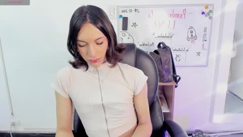 Daphne Sophia Vega online show from March 1, 5:20 am