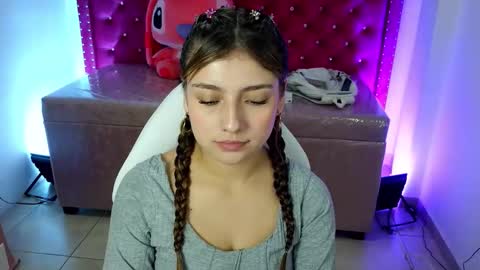 diamond_juliana_ online show from April 11, 3:22 am