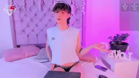 Diamond online show from February 24, 3:37 am