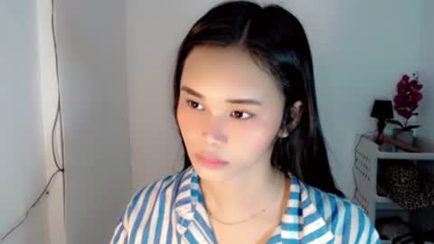 diamond_temptress online show from June 18, 10:41 am