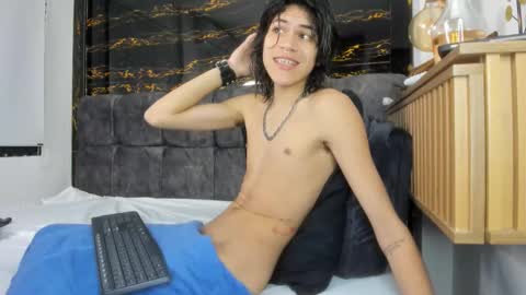 diamond_twink online show from February 28, 2:07 pm