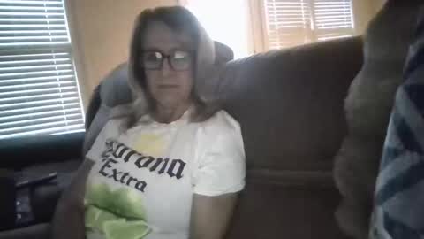 Snapshot of diamondafterdark chatting on March 17, 11:41 pm diamondafterdark online show from March 17, 11:41 pm