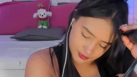 Diana Tamayo online show from May 12, 8:39 pm