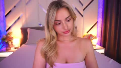 diana_nova online show from July 10, 1:47 pm