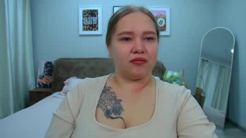 Snapshot of dianakristol chatting on May 10, 5:18 pm Diana online show from May 10, 5:18 pm