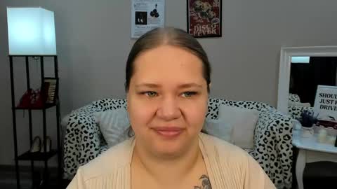 Snapshot of dianakristol chatting on May 13, 6:55 am Diana online show from May 13, 6:55 am