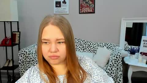 Snapshot of dianakristol chatting on May 20, 6:30 am Diana online show from May 20, 6:30 am
