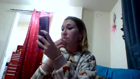 Snapshot of dianarussell864 chatting on November 23, 9:58 pm dianarussell864 online show from November 23, 9:58 pm
