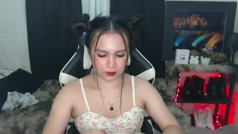 Snapshot of diane_intownx chatting on January 20, 8:41 am Diane online show from January 20, 8:41 am