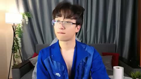 Adam online show from February 22, 1:20 pm