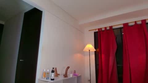 diavalo online show from March 8, 2:59 am