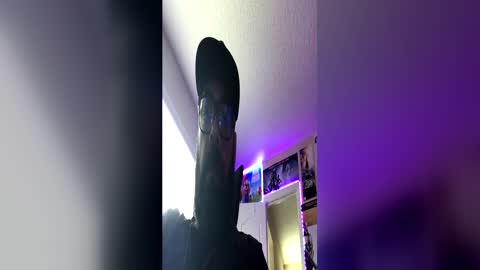 Snapshot of dick607 chatting on May 31, 4:36 pm dick607 online show from May 31, 4:36 pm