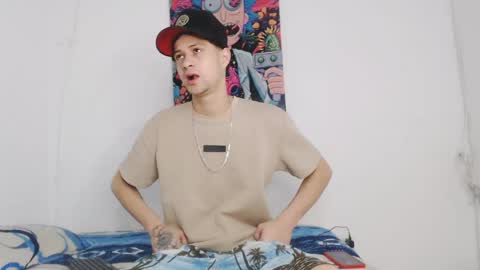 dick_boy_18 online show from May 23, 3:05 pm