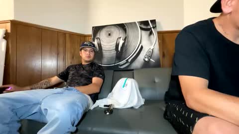 dickemdown93est online show from May 11, 5:57 am