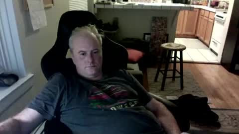 Richard Fleischer online show from December 18, 4:07 am