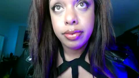 Snapshot of dickmonsta69 chatting on November 14, 6:28 pm mistressjazmin online show from November 14, 6:28 pm