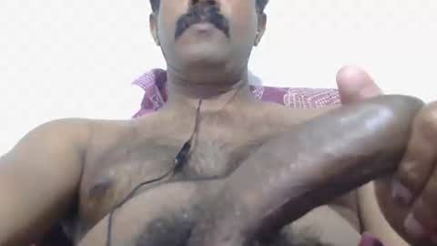 Snapshot of dickruss0070003 chatting on June 9, 8:15 am dick rus online show from June 9, 8:15 am