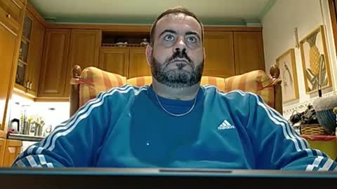 DANI online show from October 29, 6:42 pm