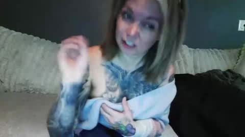diddylicious22 online show from January 27, 4:41 am
