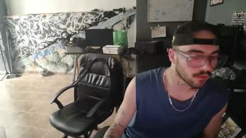 didismurf02 online show from May 30, 12:41 am