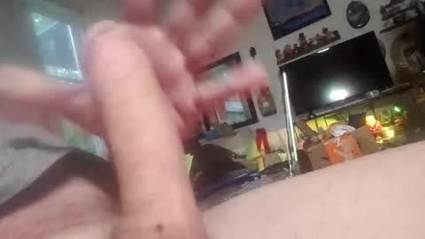 Snapshot of didudoit chatting on February 21, 1:34 pm Dug 53 online show from February 21, 1:34 pm