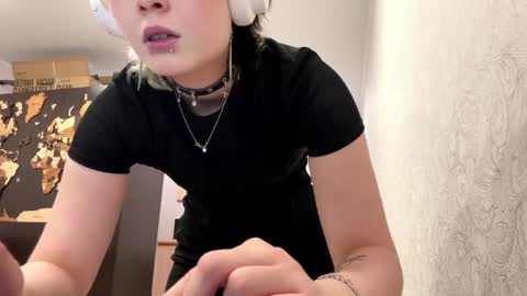 Lilit online show from May 28, 5:21 pm